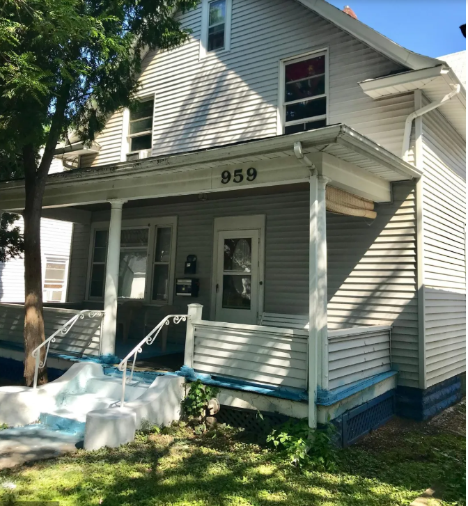 959 Conway Street - 1