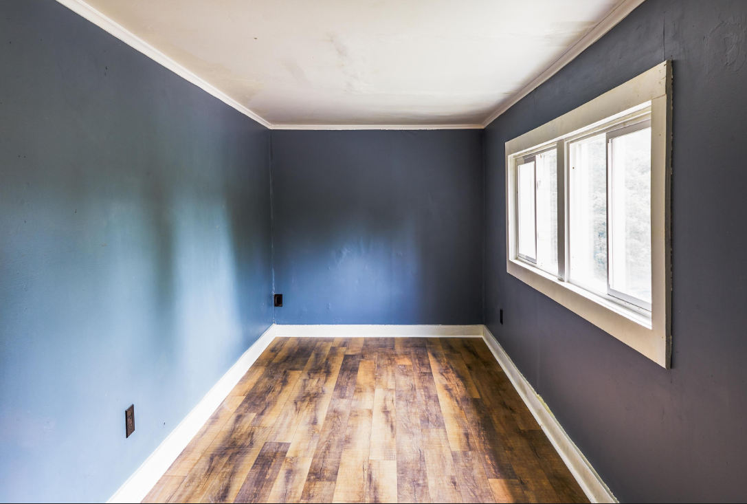 1001 Reaney Avenue East - 1